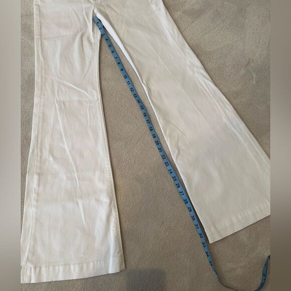 NWOT 7 for All Mankind low rise flare - Picture 5 of 8